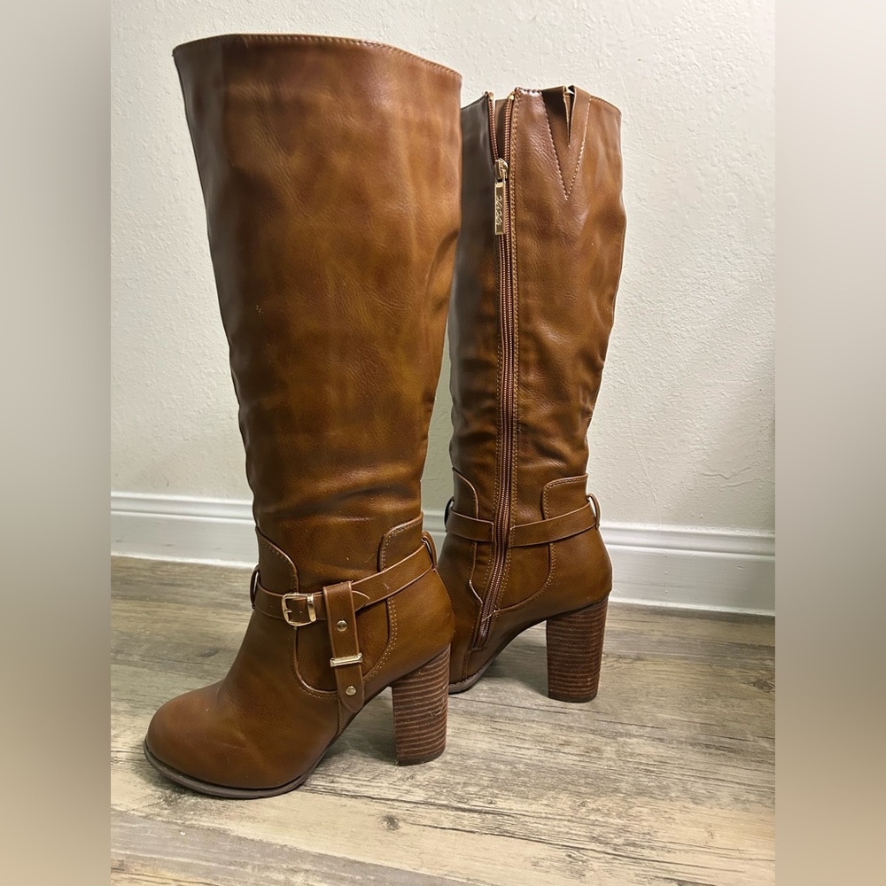 DBDK Fashion Brown Boots 
Size 8
